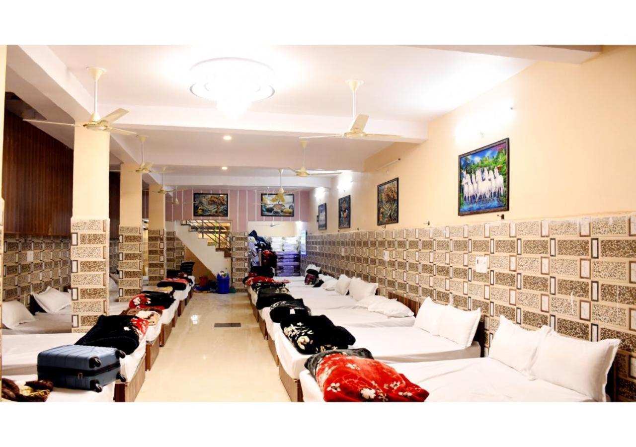 Tirupati Balaji Inn Bageshwar Dham Basāri المظهر الخارجي الصورة