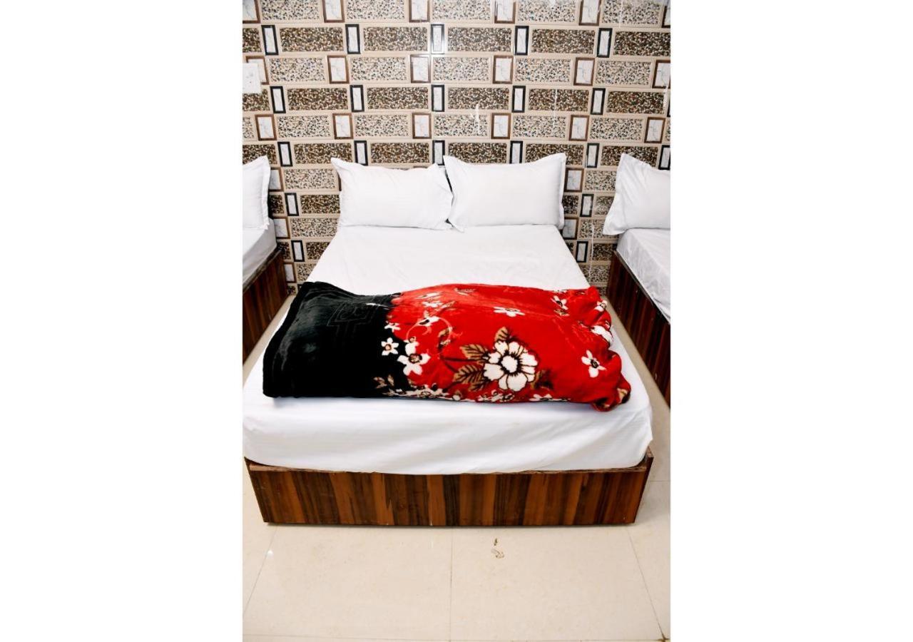 Tirupati Balaji Inn Bageshwar Dham Basāri المظهر الخارجي الصورة